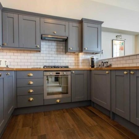 Stylish Georgian Retreat Apartment Бат Екстериор снимка